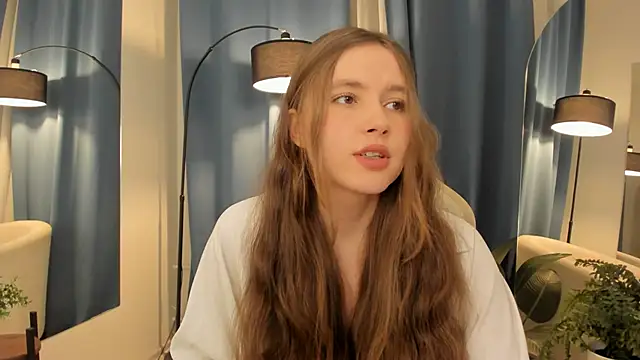 MaryannSoftt online show from 12-04-25, 03:21