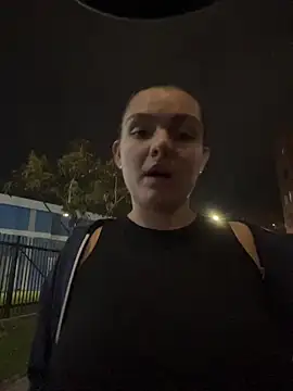 eva y marcelo online show from 10-18-25, 01:19