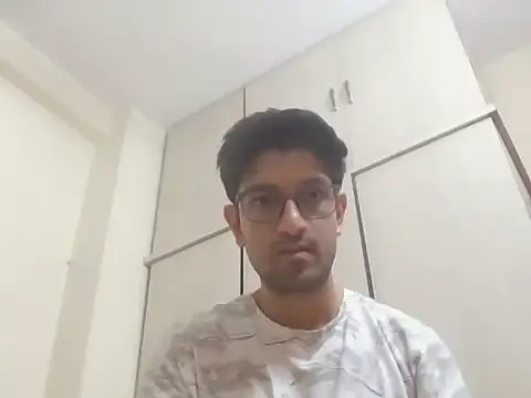 Snapshot of arjun_077 chatting on 10-10-25, 08:30 arjun 077 online show from 10-10-25, 08:30