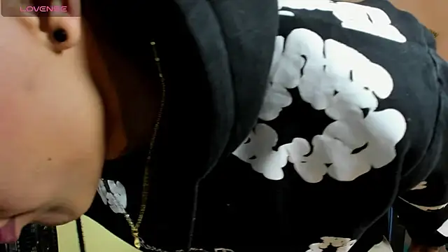 Damian latinxxx online show from 11-24-25, 03:17