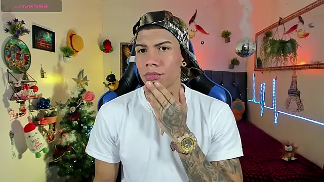 Damian latinxxx online show from 11-27-25, 02:57