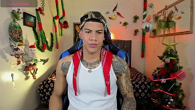 Damian latinxxx online show from 12-15-25, 03:11