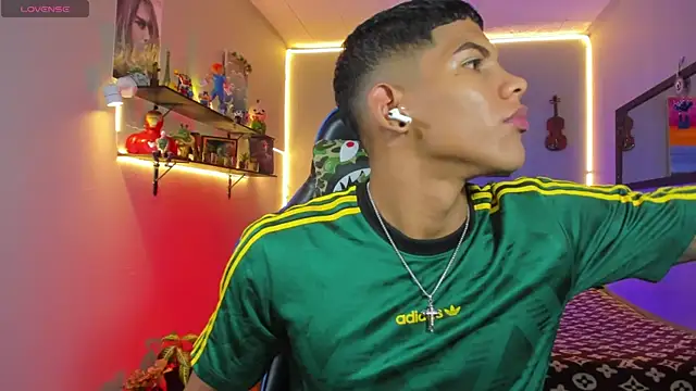 Damian latinxxx online show from 07-10-26, 09:01
