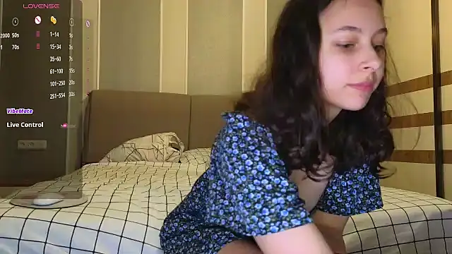 Agatha Sade online show from 02-12-25, 04:44