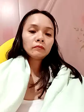 Snapshot of Cute20love20 chatting on 12-18-24, 01:23 Cute20love20 online show from 12-18-24, 01:23
