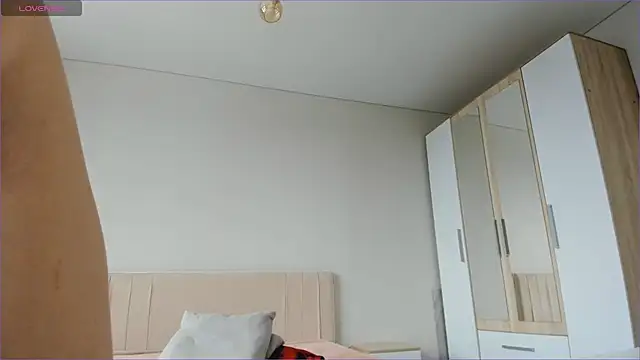 sweety vikky online show from 02-13-25, 03:29