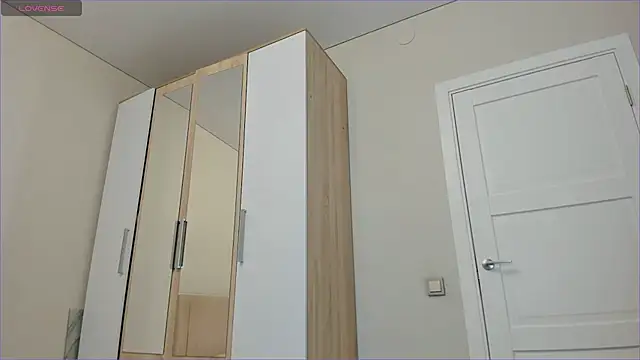 sweety vikky online show from 02-24-25, 12:20