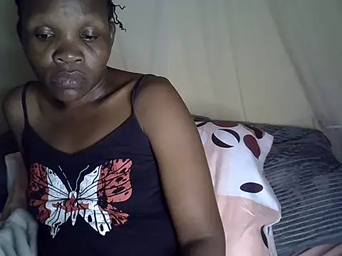 Snapshot of Sweet_serah chatting on 05-05-26, 03:31 Sweet serah online show from 05-05-26, 03:31