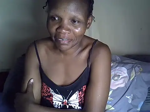 Snapshot of Sweet_serah chatting on 05-22-26, 03:28 Sweet serah online show from 05-22-26, 03:28