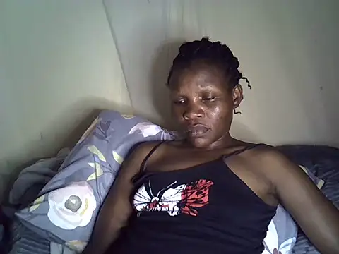 Snapshot of Sweet_serah chatting on 05-23-26, 03:38 Sweet serah online show from 05-23-26, 03:38