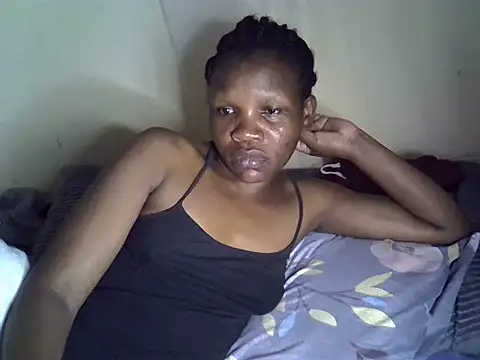 Snapshot of Sweet_serah chatting on 05-24-26, 03:44 Sweet serah online show from 05-24-26, 03:44