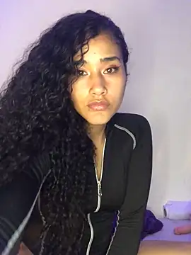 Snapshot of jaderossxx chatting on 12-20-24, 12:08 jaderossxx online show from 12-20-24, 12:08