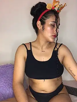 Snapshot of jaderossxx chatting on 12-26-24, 09:04 jaderossxx online show from 12-26-24, 09:04