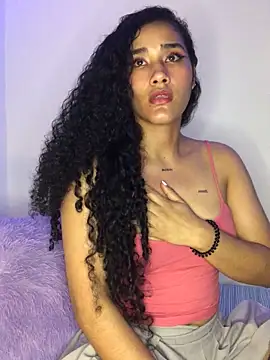 Snapshot of jaderossxx chatting on 01-16-25, 10:02 jaderossxx online show from 01-16-25, 10:02