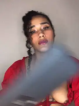 Snapshot of jaderossxx chatting on 02-04-25, 12:08 jaderossxx online show from 02-04-25, 12:08