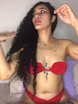 Snapshot of jaderossxx chatting on 02-14-25, 10:25 jaderossxx online show from 02-14-25, 10:25