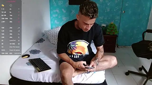 bray hotboy777 online show from 12-06-24, 09:24