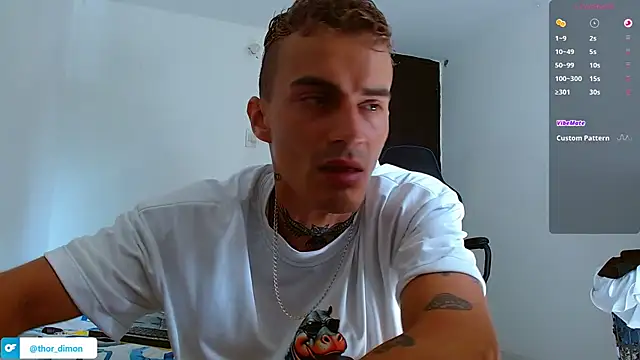 Snapshot of bray_hotboy777 chatting on 05-14-26, 03:30 bray hotboy777 online show from 05-14-26, 03:30