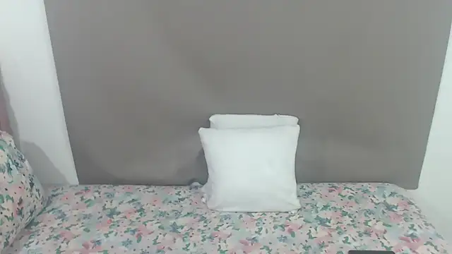 kimberlyjamexxx online show from 07-06-26, 03:36