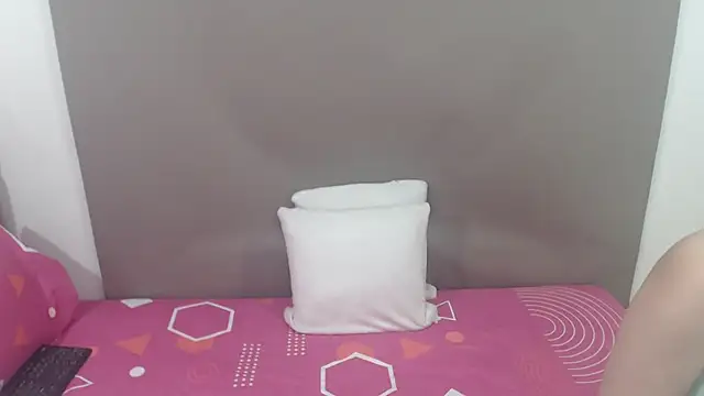 kimberlyjamexxx online show from 07-20-26, 04:05