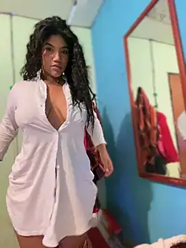 Snapshot of JennamartinyII chatting on 01-27-25, 12:16 JennamartinyII online show from 01-27-25, 12:16