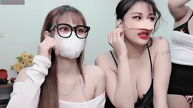 LyLy Office online show from 12-18-24, 02:10