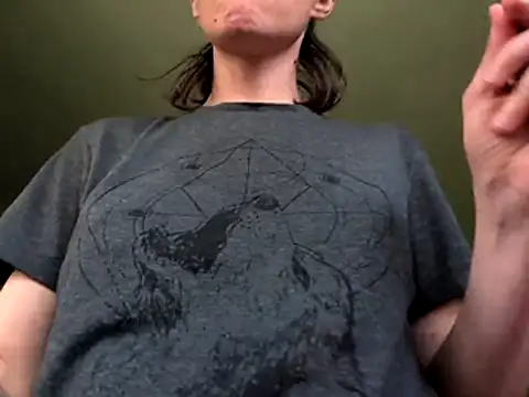 Snapshot of Milky_hairy_mommy chatting on 02-23-26, 02:47 Milky hairy mommy online show from 02-23-26, 02:47