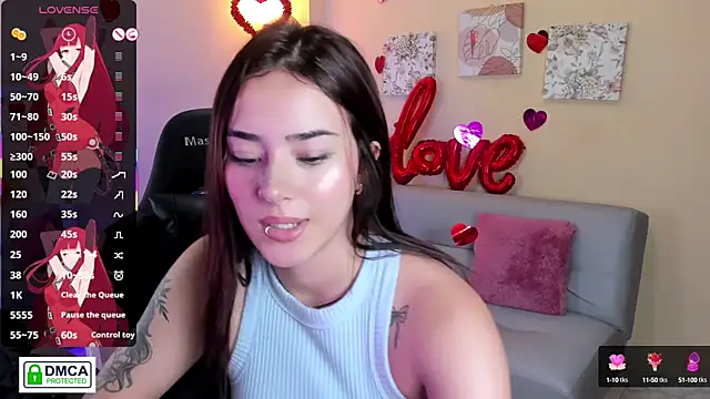 Snapshot of Veronica_isaza__ chatting on 02-25-25, 03:38 Veronica isaza online show from 02-25-25, 03:38