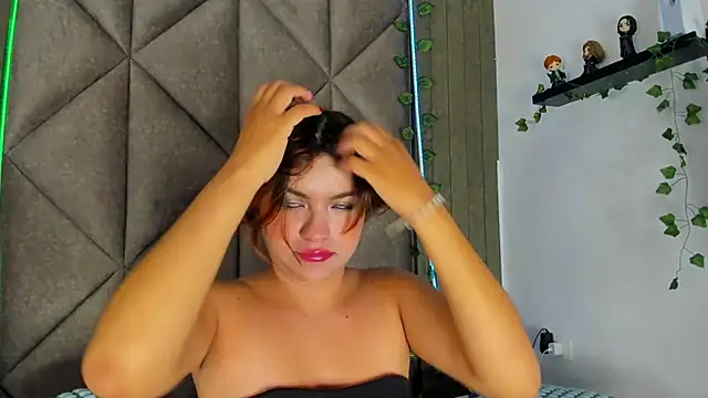 AbbyWathson online show from 12-18-25, 11:38