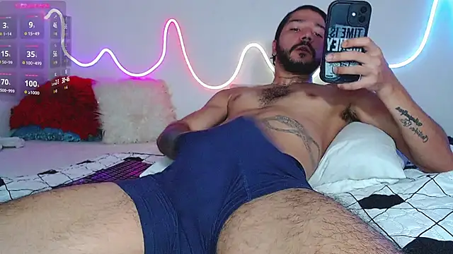 Snapshot of bobsexy08 chatting on 09-11-25, 12:16 bobsexy08 online show from 09-11-25, 12:16