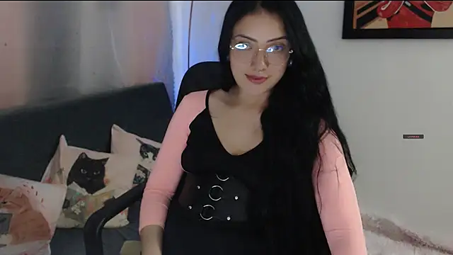 Snapshot of Suzanne_abbey chatting on 04-24-26, 11:51 Suzanne abbey online show from 04-24-26, 11:51
