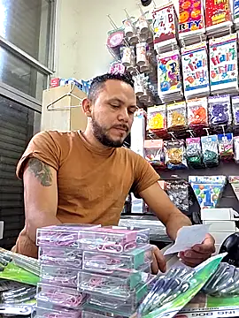 Snapshot of ALVIJB chatting on 03-20-26, 06:24 ALVIJB online show from 03-20-26, 06:24