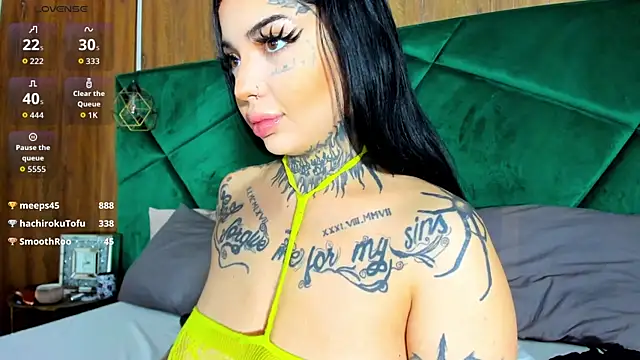 Snapshot of CreamyInkky_ chatting on 07-16-26, 05:57 CreamyInkky online show from 07-16-26, 05:57