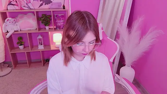 Coconut Mia online show from 06-28-26, 04:46