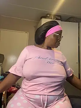 Nomthie online show from 12-04-25, 04:11