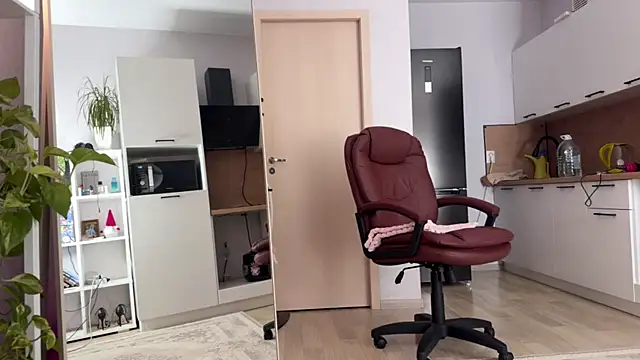 Victoria1Love online show from 02-28-25, 02:31