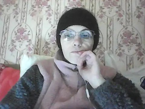 Musical  fantasy online show from 11-27-25, 05:59