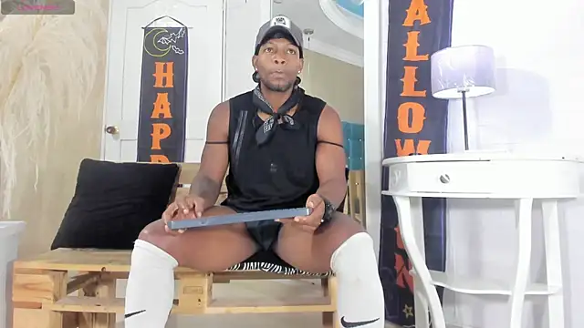 RicoBrown777  online show from 10-18-25, 04:37