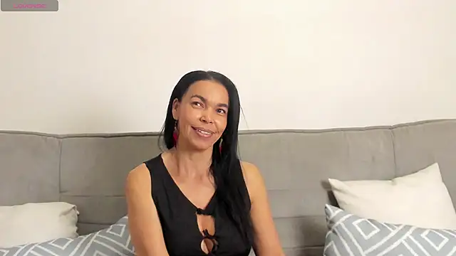 Snapshot of Evawalker_ chatting on 01-12-25, 04:00 Evawalker online show from 01-12-25, 04:00
