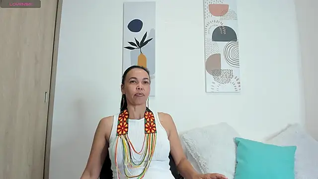 Snapshot of Evawalker_ chatting on 02-05-25, 01:47 Evawalker online show from 02-05-25, 01:47
