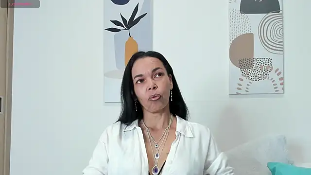 Snapshot of Evawalker_ chatting on 02-07-25, 01:47 Evawalker online show from 02-07-25, 01:47