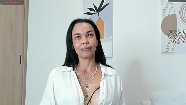 Snapshot of Evawalker_ chatting on 02-07-25, 04:48 Evawalker online show from 02-07-25, 04:48