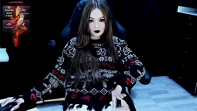 nasty katty  online show from 12-16-25, 09:42