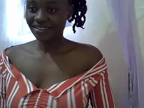 Snapshot of Amanda255 chatting on 01-23-25, 02:17 Amanda255 online show from 01-23-25, 02:17