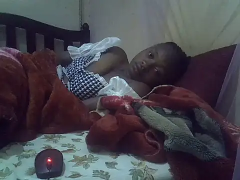 Snapshot of Amanda255 chatting on 09-15-25, 04:01 Amanda255 online show from 09-15-25, 04:01