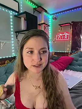 Snapshot of mirannacult chatting on 12-17-24, 06:53 mirannacult online show from 12-17-24, 06:53