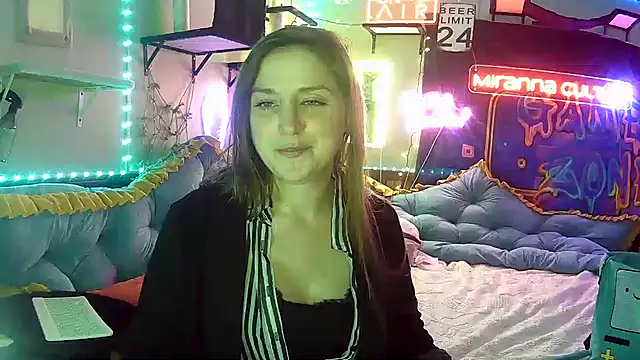 Snapshot of mirannacult chatting on 12-28-24, 03:58 mirannacult online show from 12-28-24, 03:58