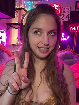 Snapshot of mirannacult chatting on 12-30-24, 06:20 mirannacult online show from 12-30-24, 06:20