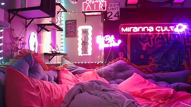 Snapshot of mirannacult chatting on 12-30-24, 09:27 mirannacult online show from 12-30-24, 09:27