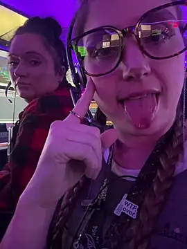 Snapshot of mirannacult chatting on 01-06-25, 07:31 mirannacult online show from 01-06-25, 07:31